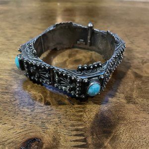 Vintage Turquoise and Silver Bracelet